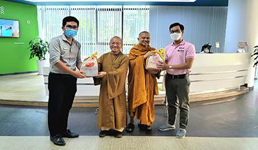 Hội đồng Điều hành Học viện Phật giáo Việt Nam tại TP.HCM đến thăm và làm việc tại Thư viện TDTU