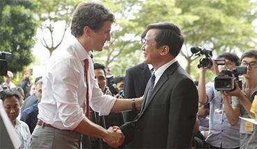Prime Minister of Canada, Justin Trudeau visited Ton Duc Thang University