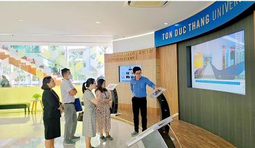 The Library of University of Economics and Law met with TDTU INSPiRE Library