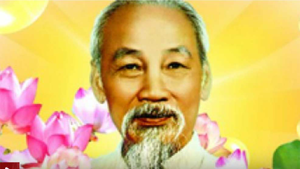 Trưng bày sách, tài liệu về Chủ tịch Hồ Chí Minh